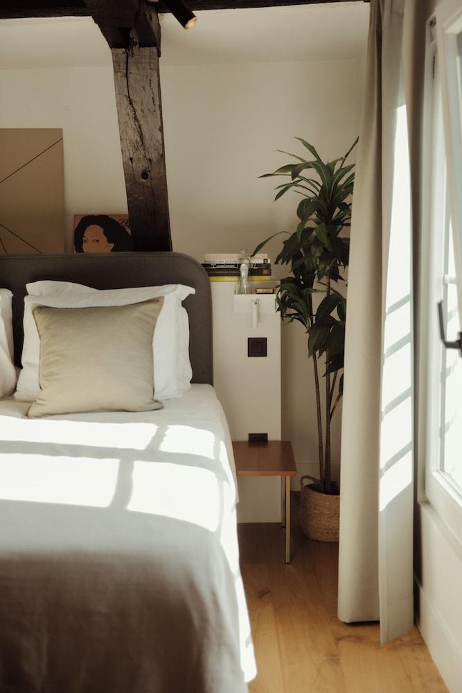 A Place - Oude Koornmarkt 1