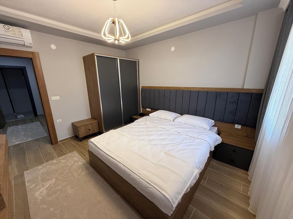 Güven Palace Suites