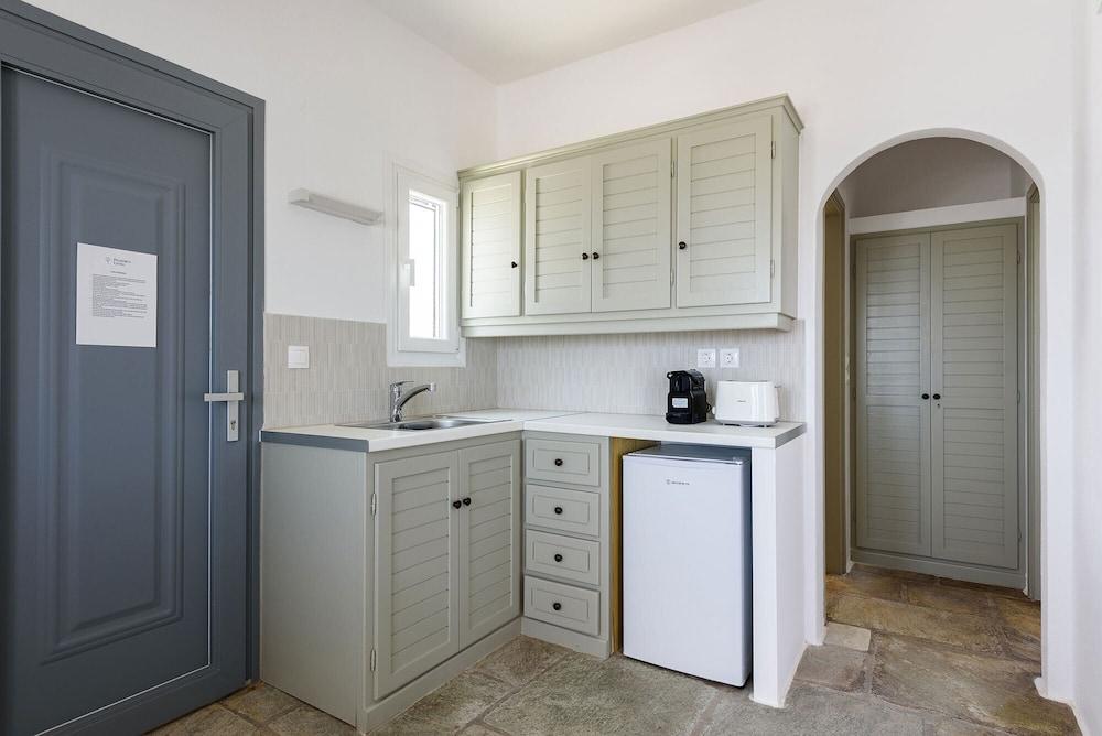 Phaedrus Living Paros Residences 9