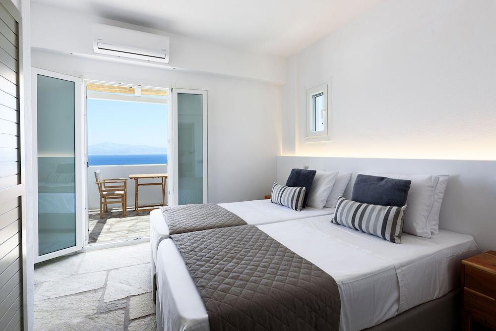 Phaedrus Living Paros Residences 10