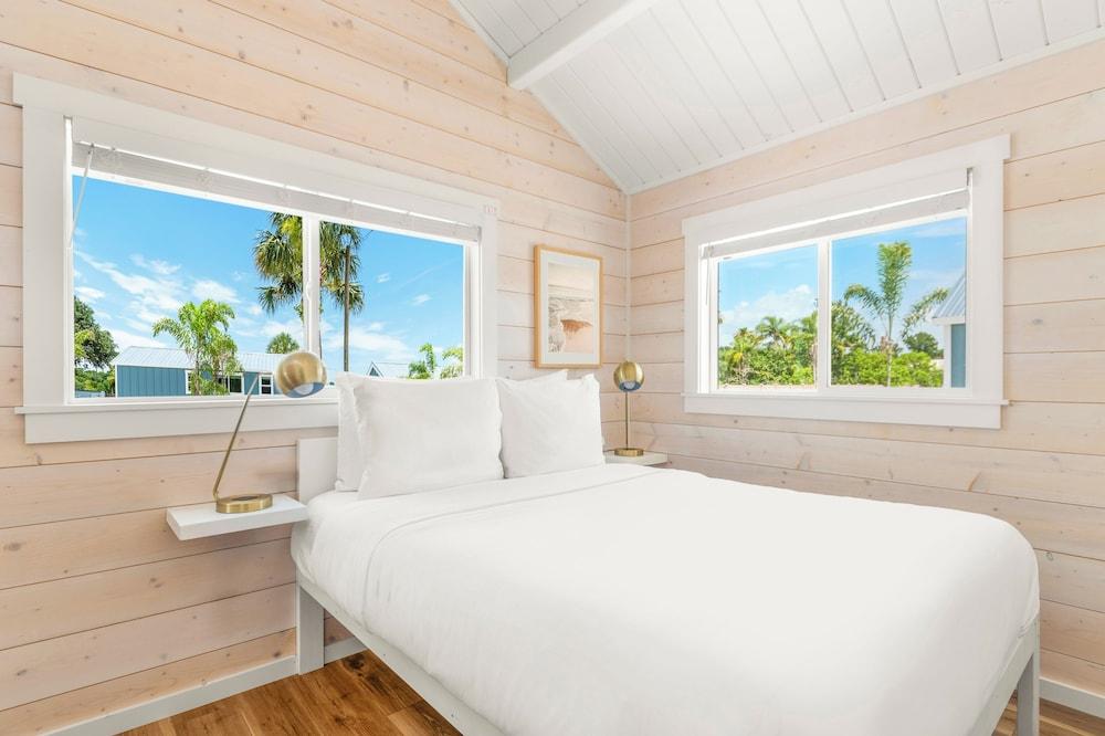 Intercoastal Retreat