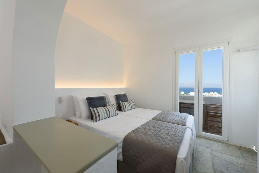 Phaedrus Living: Paros Cycladic Residences 11
