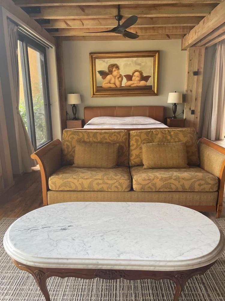 SUITES EN BRISAS DE ZICATELA