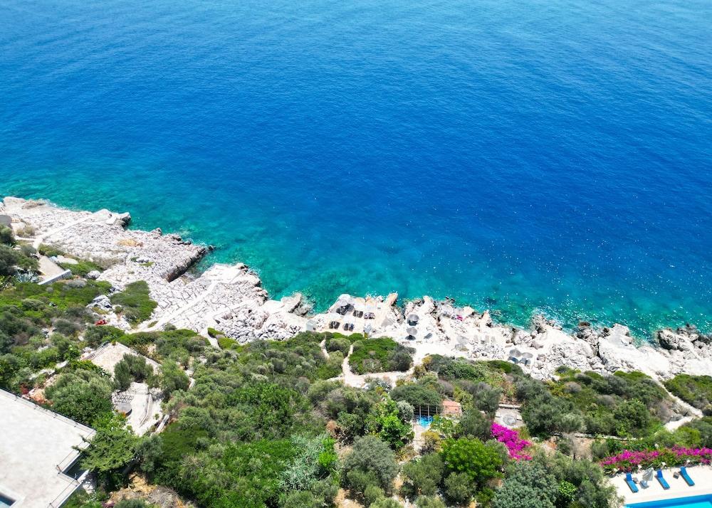 Villa Lycia with Sea Platform