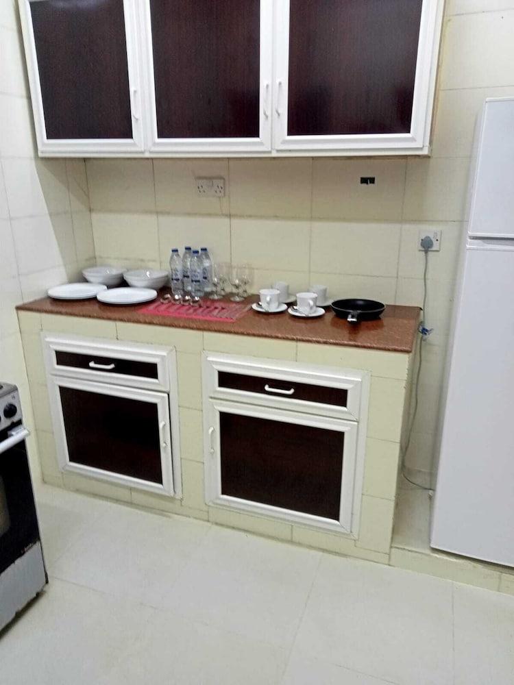 4R Golden Real Estate