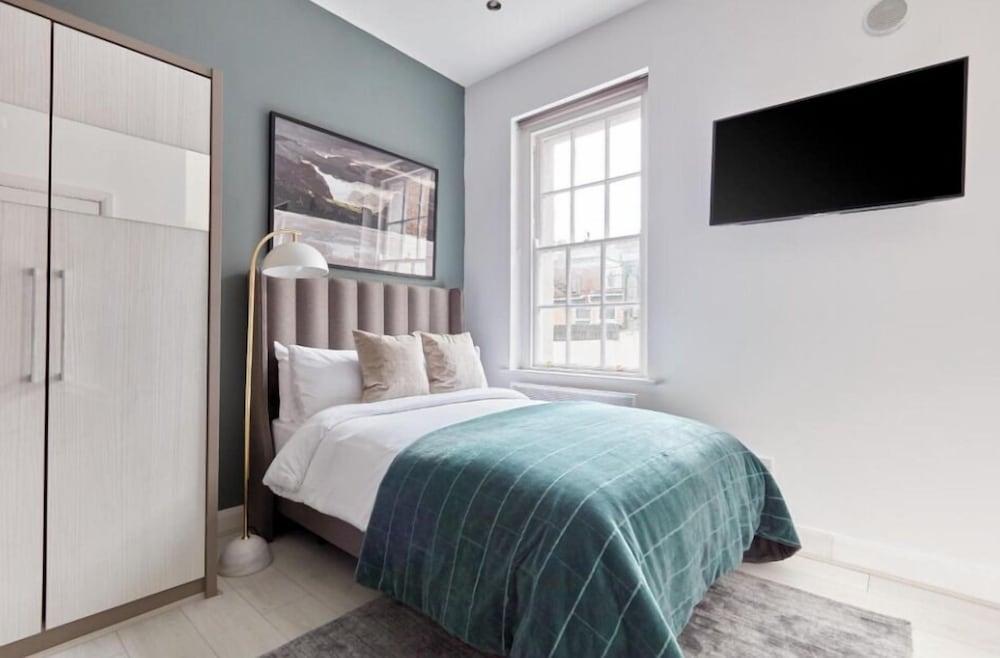 Dublin Central Suites