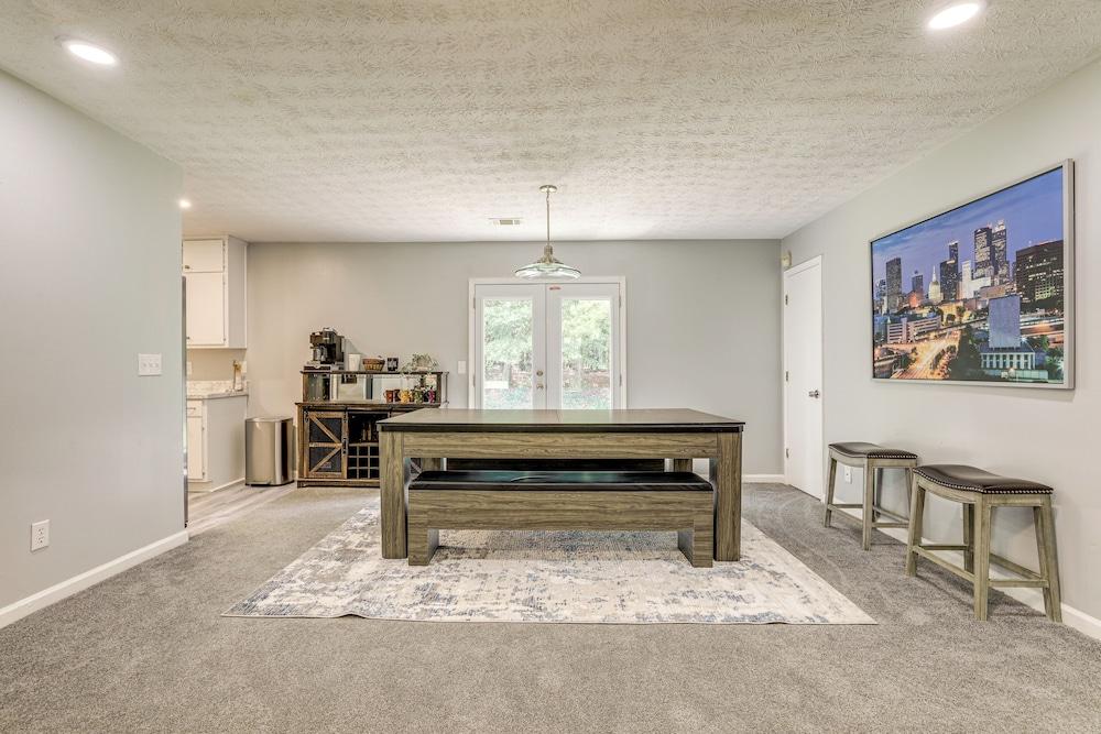 Ping-pong & Pool Table: Peaceful Stonecrest Escape