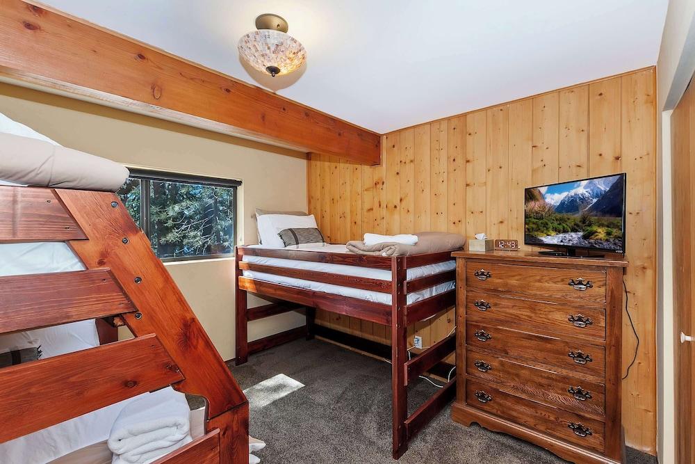 Tres Patos - Lakefront Stay for 8