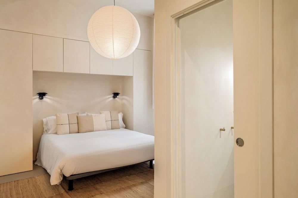 The Boulevard by Aspasios