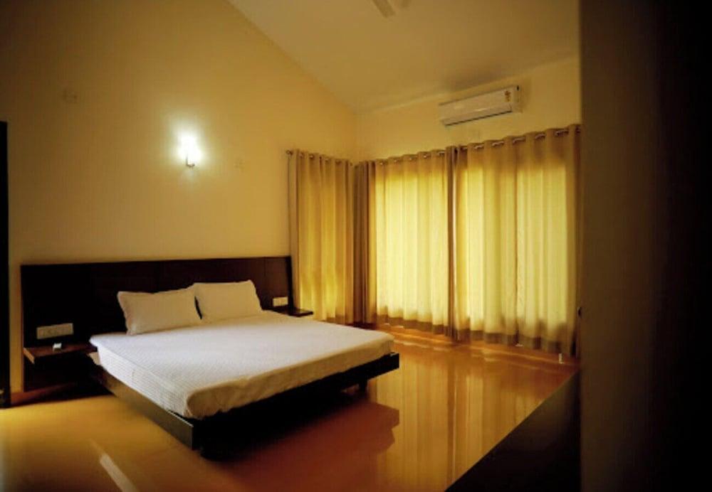 Lake Vechoor Villas By BRDGE HOSPITALITY