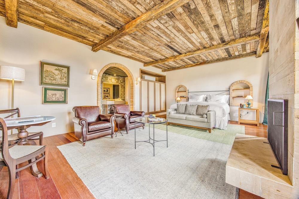 Hotel Borgo Del Vino