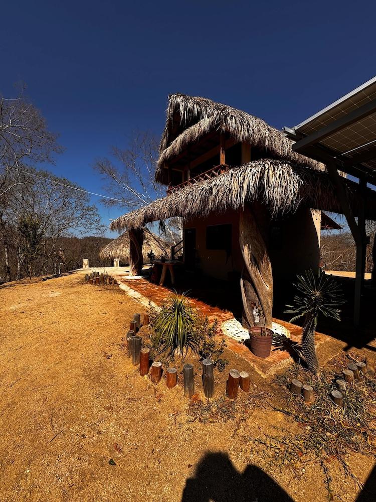 Cabañas Raíces del Cielo