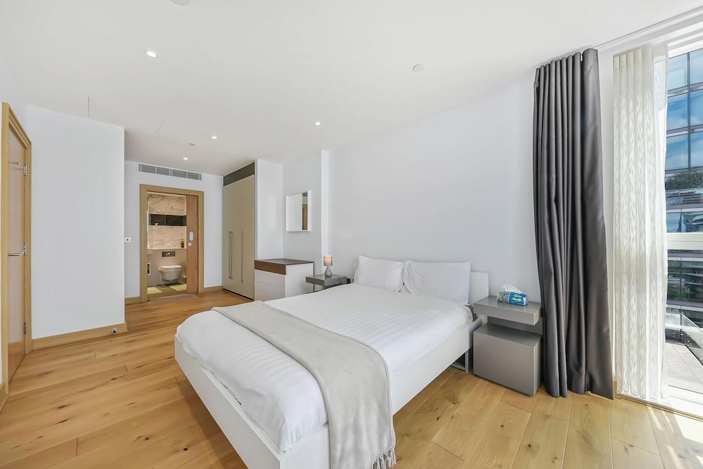 Paddington Ex LUX Flats