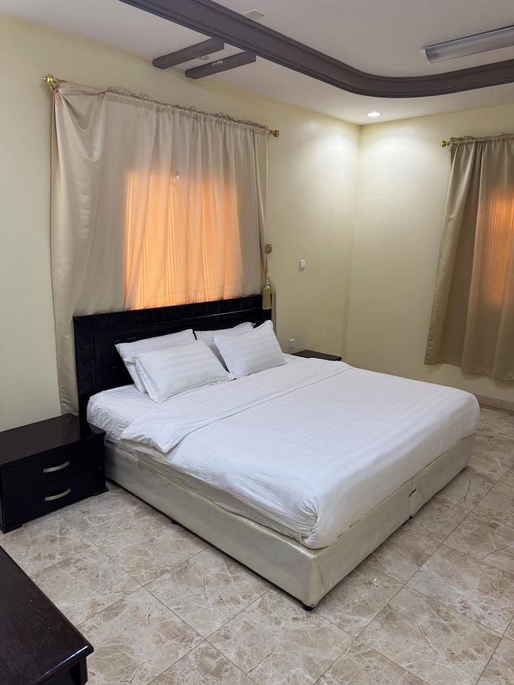 Nomas Palace Apparthotel Al Wadyan