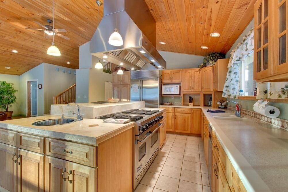 Sequoia Chalet 5 Bedroom Home