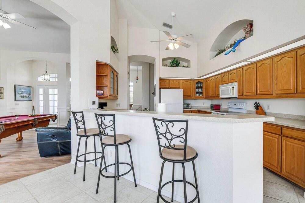 12 Mi to Gulf: Port Charlotte Home w/ Boat Dock