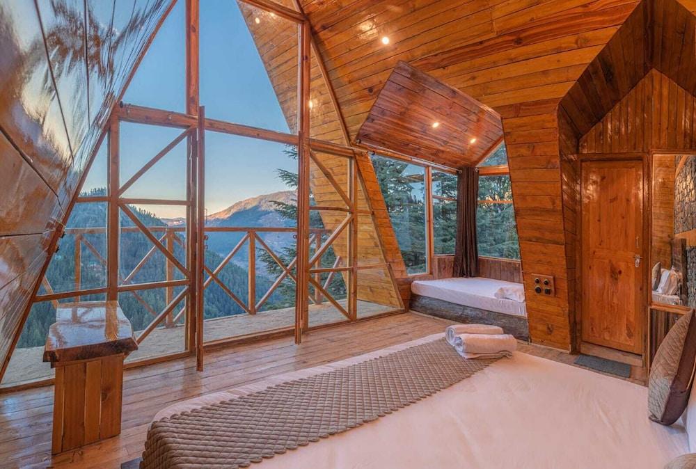 Nesta Narkanda Cottage