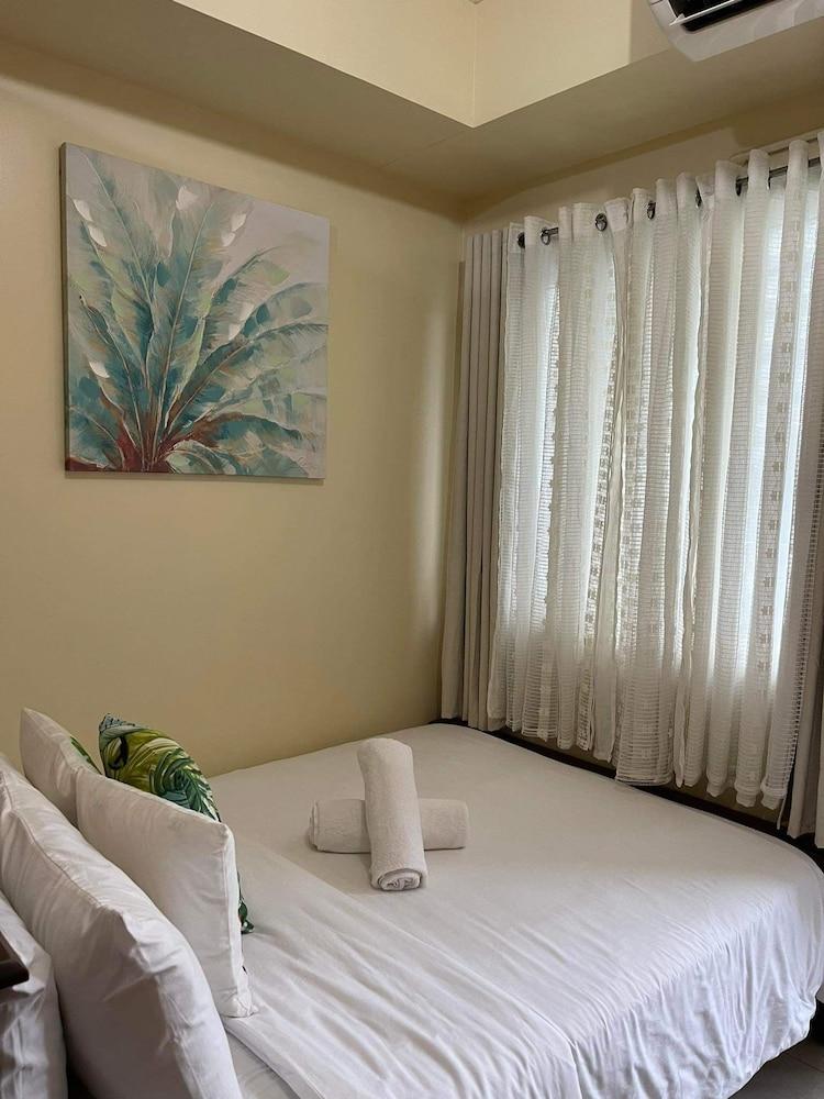 Shell Residences MOA by darpm