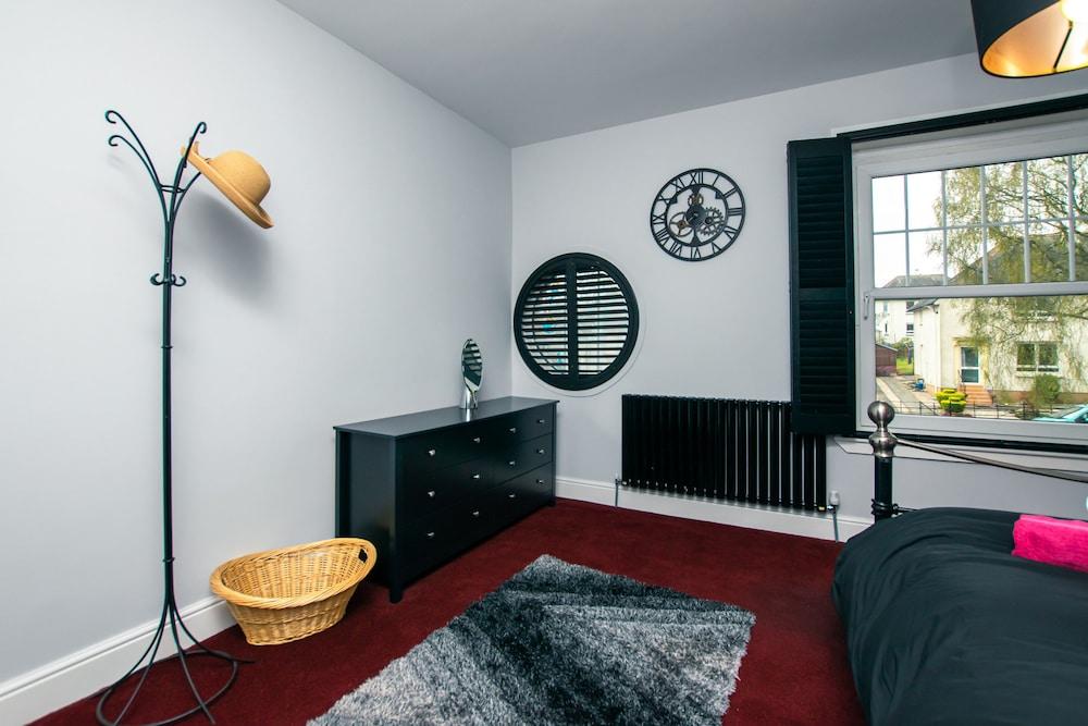 Cosy & Central 2Bd Apartment Milngavie, Glasgow