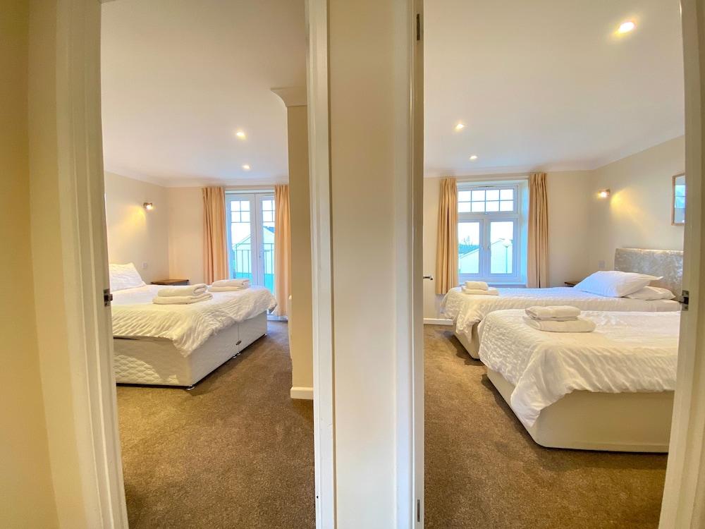 4 Bedroom House At Atlantic Reach-Newquay-Cornwall