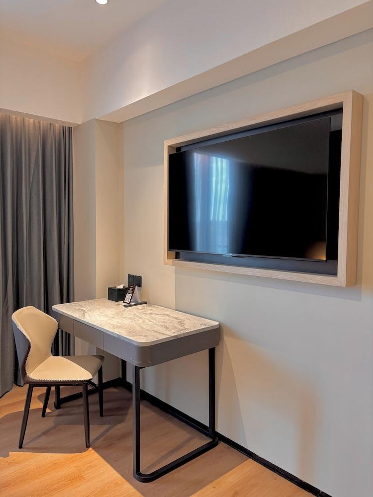 FortunaSuites Malioboro Yogyakarta