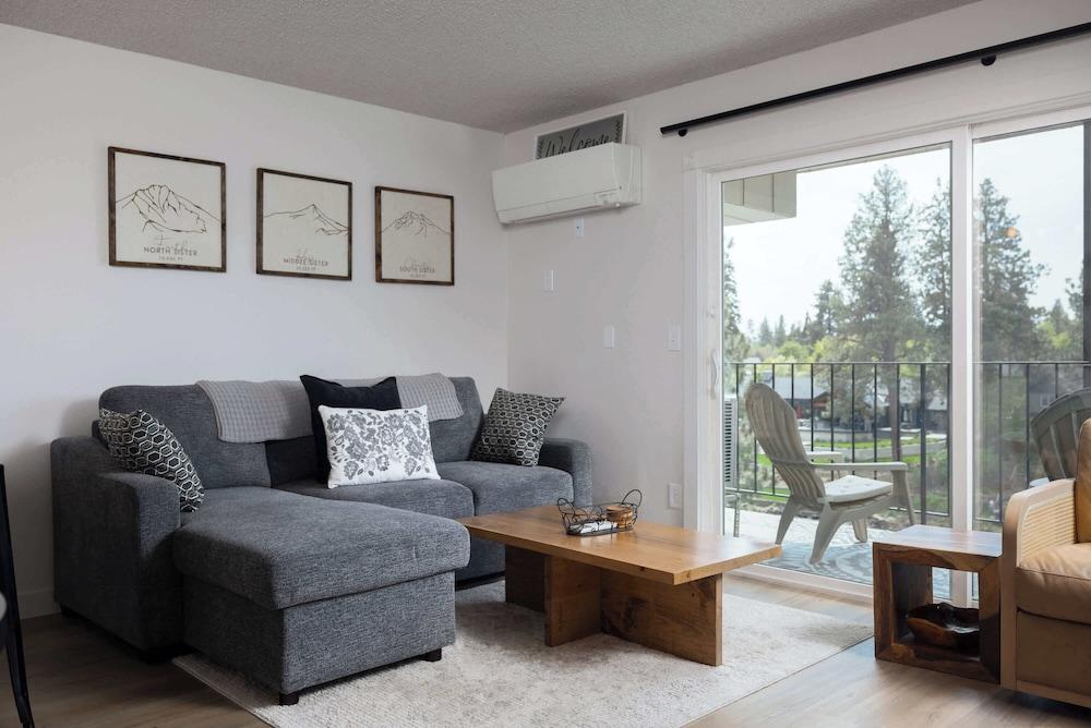 At the River - Beautiful Stay, Amazing River View