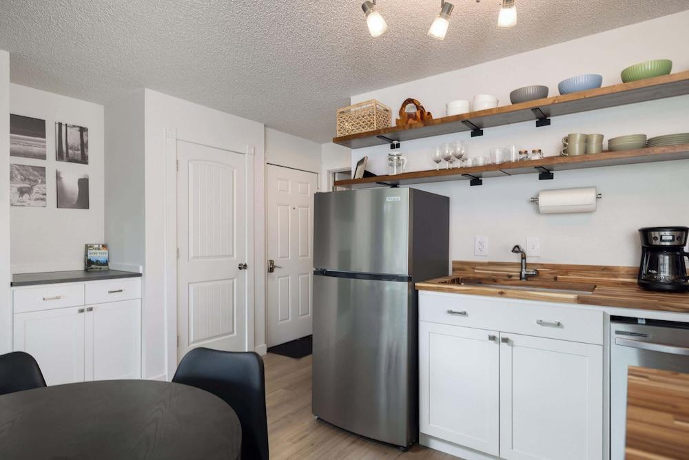 At the River - Beautiful Stay, Amazing River View