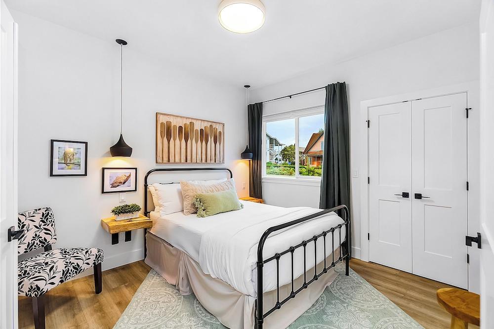 Stonegrove Residence