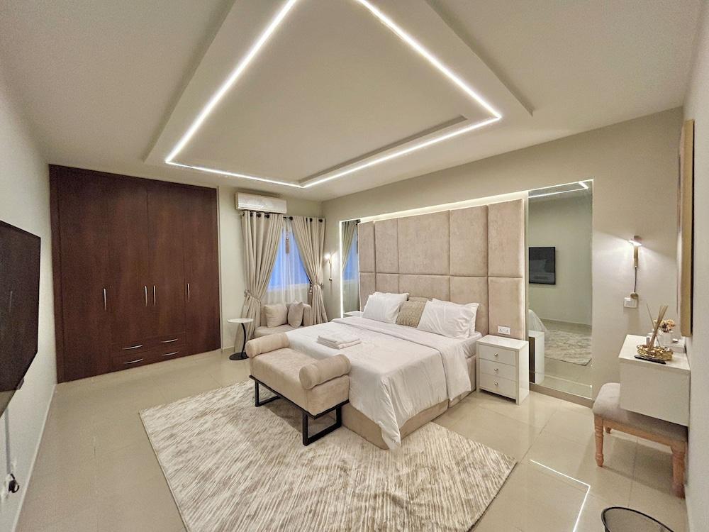 George Residence Banana Island Rd Ikoyi