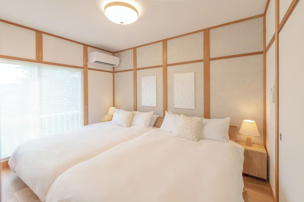 KINOTOMI OMIMAIKO - Self Check-In Only