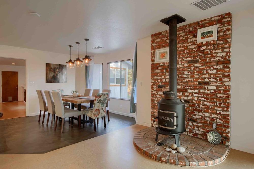 Remote Work Special Hideout Totokon