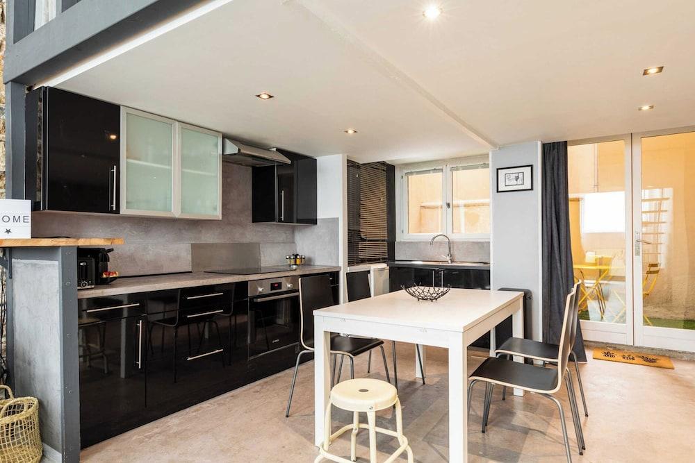 Dify Le Lodge D'ainay