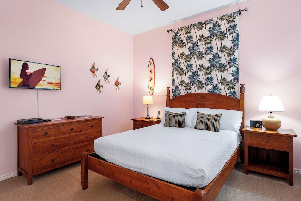 2 Bedroom with Loft and Mountain Views