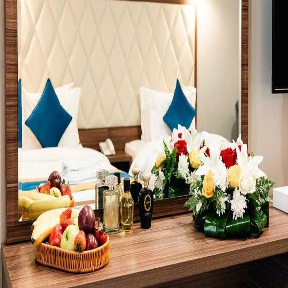 Sunday Gateway Jeddah Formerly Beach Garden Hotel