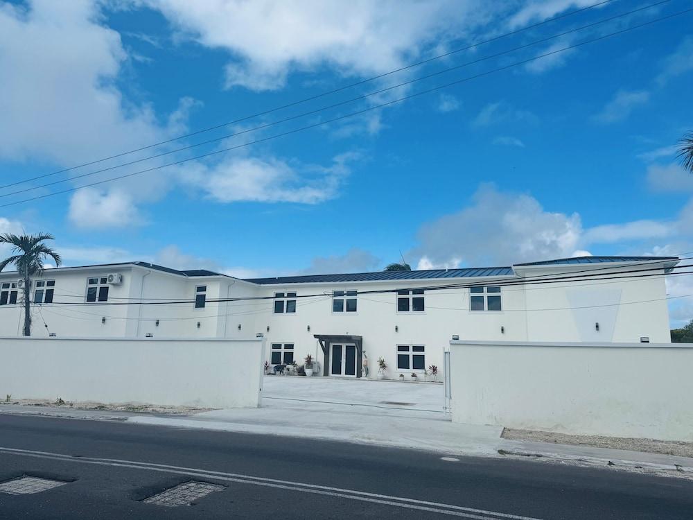 Bella Signature Suites