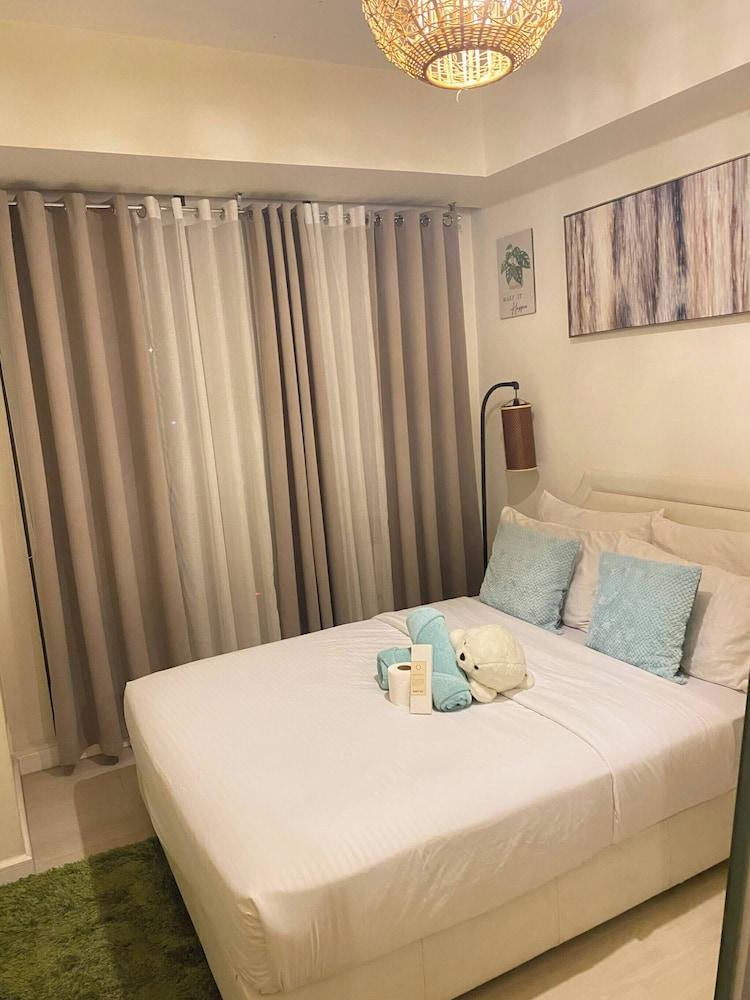 Azure Staycations by M&M 1