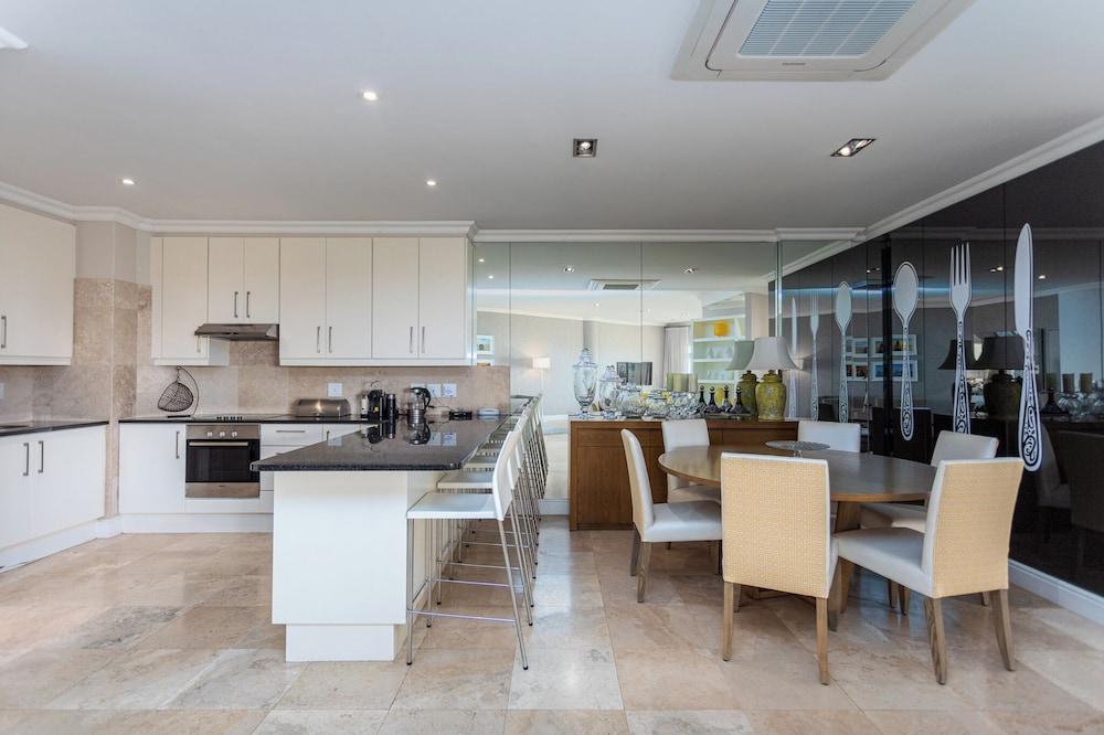 South Seas 105 by CTHA