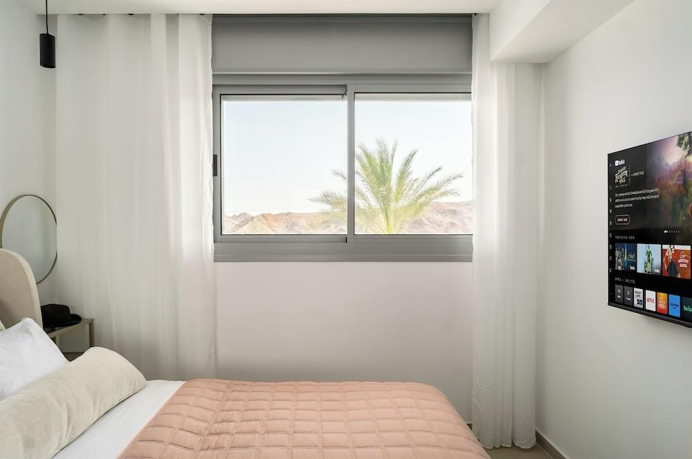 Red Canyon Spa Calm Stay by Sea N' Rent