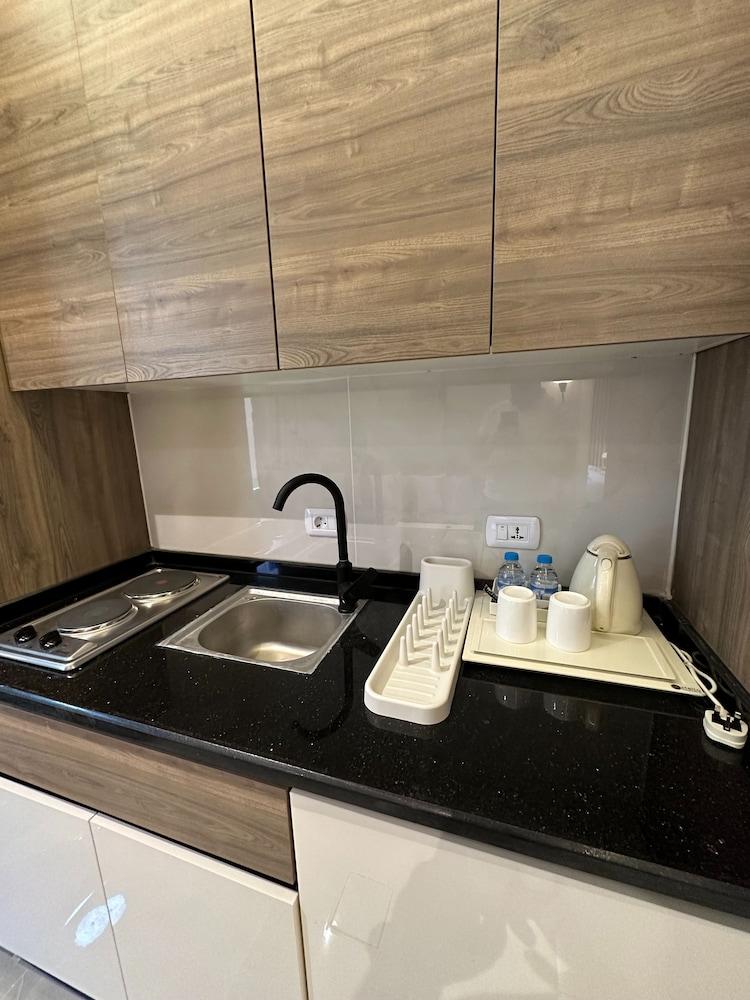 Charming Amman Apartment With Garden View