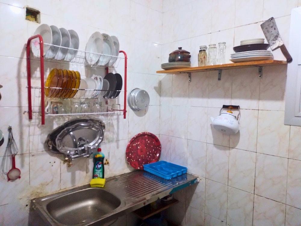 Gadou 2BR Apt w Kitchen Balcony - Port Said