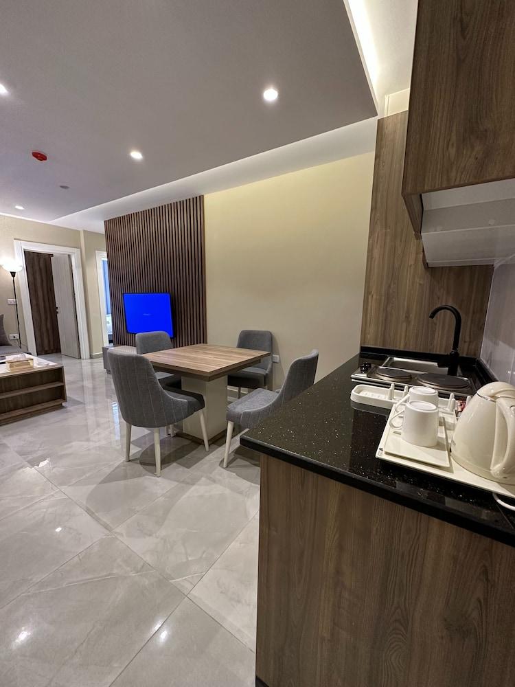 Charming Amman Apartment With Garden and Balcony