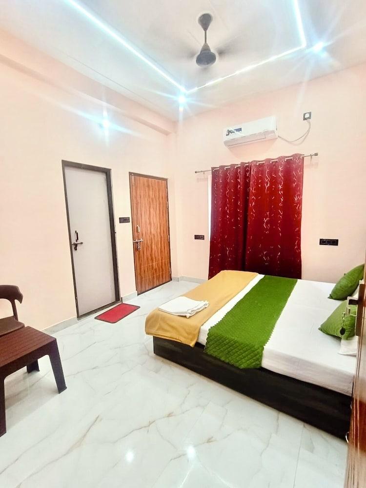 Krishnam Niwas Near Ram temple Ayodhya