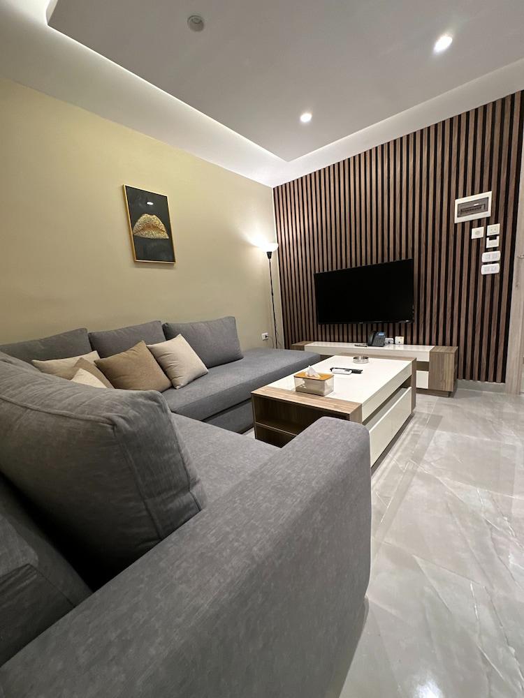 Charming Amman Apartment With Modern Amenitie