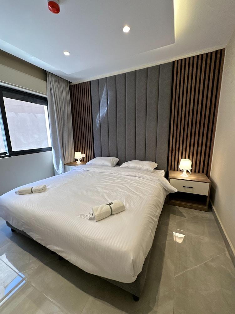 Charming Amman Apartment With Modern