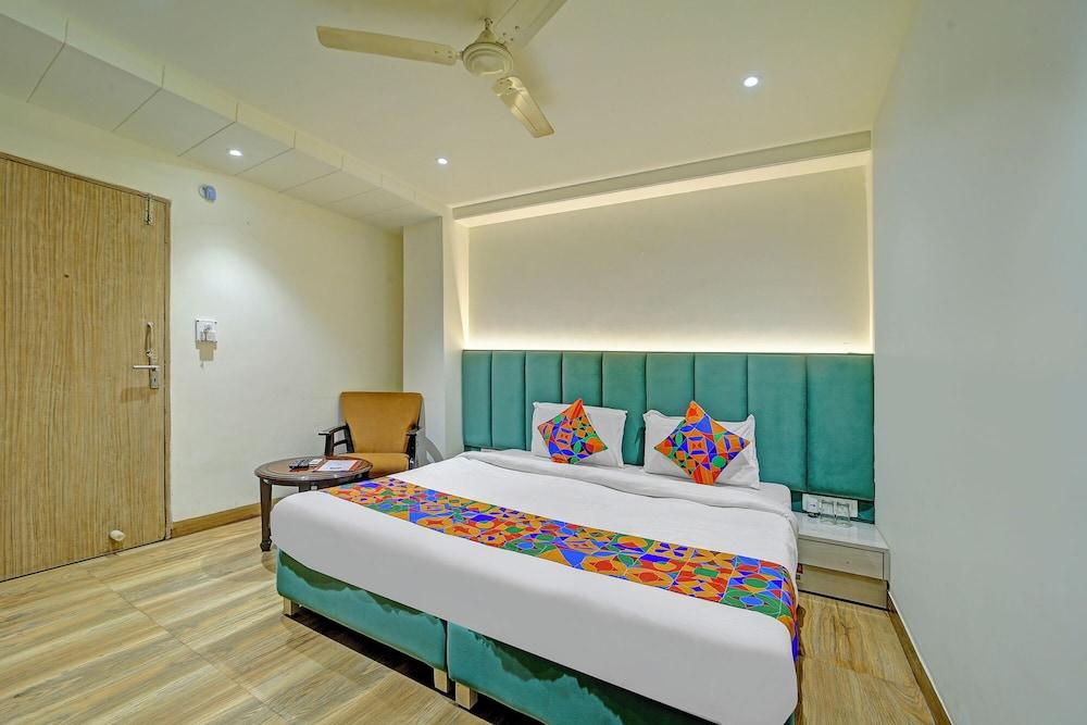 Fabhotel Morya Regency