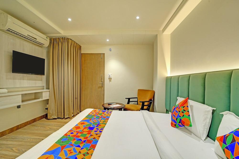 Fabhotel Morya Regency