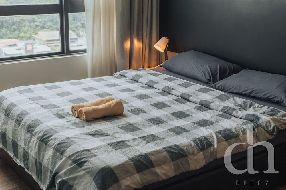 Rooftop Pool Jalan Landmark Apartments