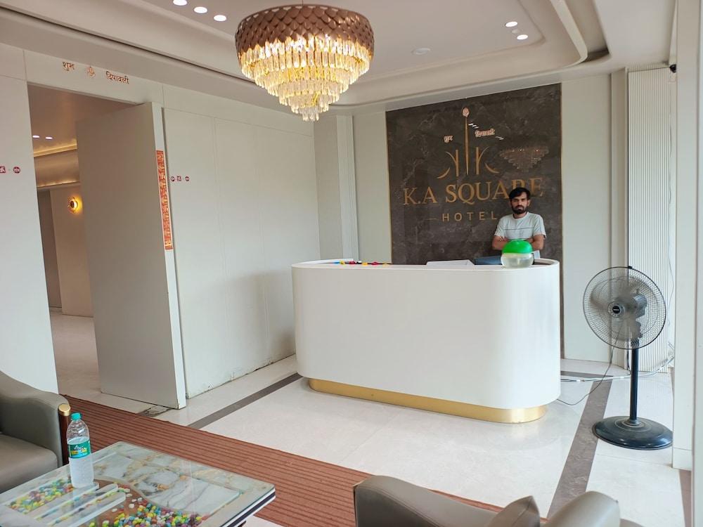 Hotel K A Square