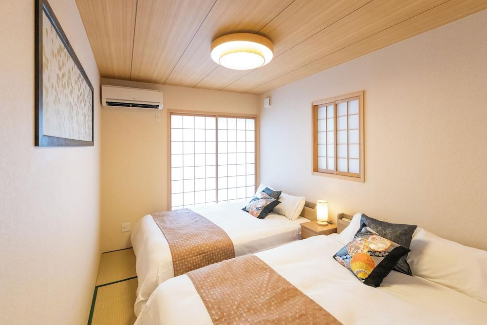 OYADO - Self Check-In Only