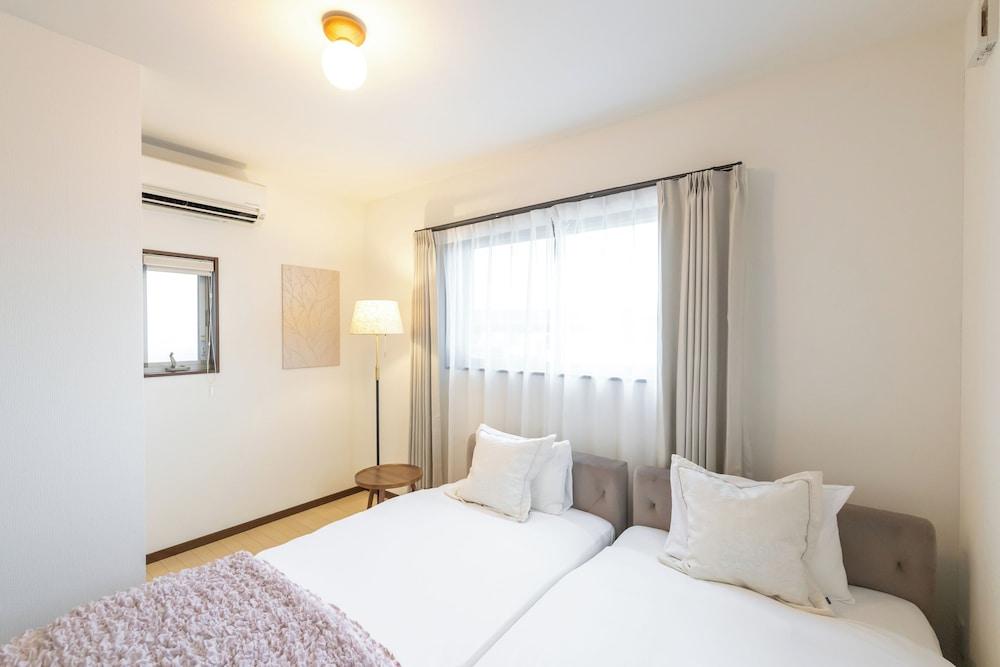 OYADO - Self Check-In Only